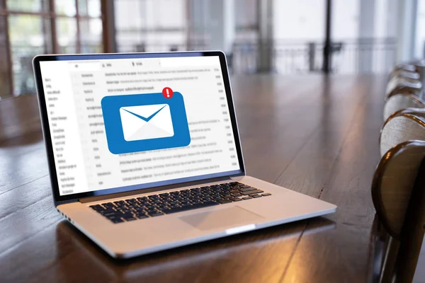 Messagerie professionnelle : le caractère privé n’est pas présumé?